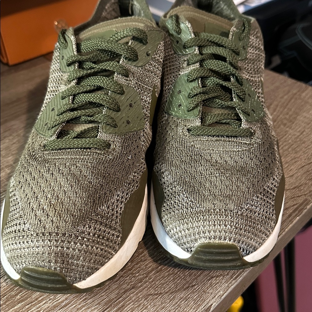 Nike Women's Sneakers in Olive Green and White